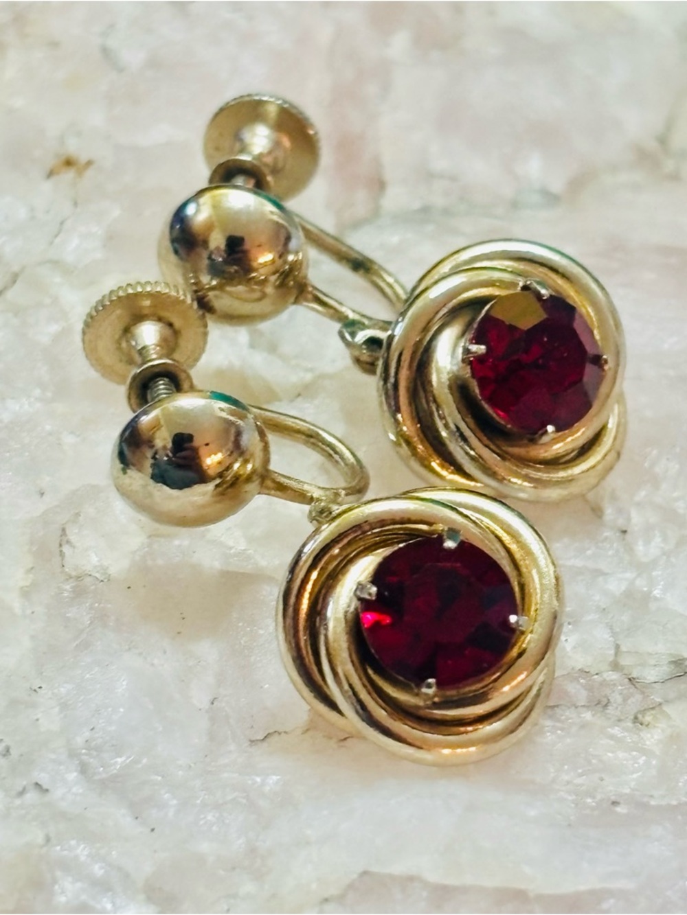 Vintage Coro Gold Tone Ruby Red Rhinestone Screw-back Earrings